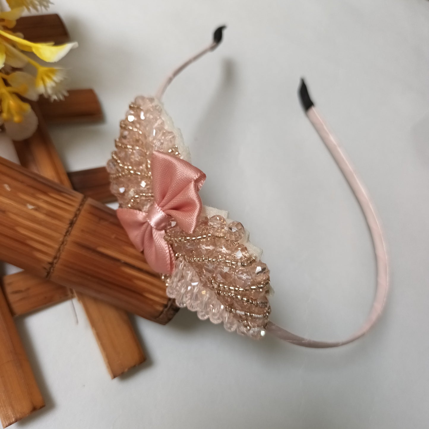 SABIQA PINK Leaf crystal head band