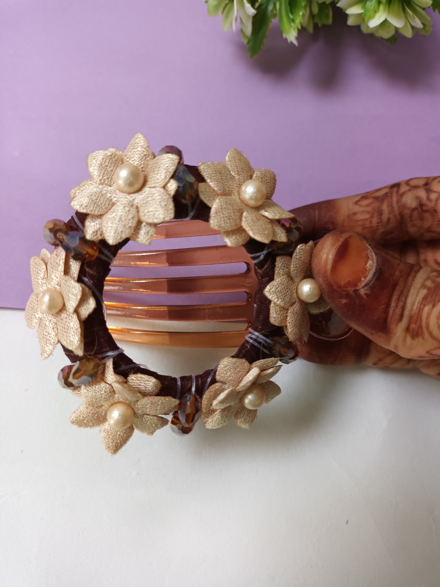 QIZRA pearl multiflower brown panja hair comb