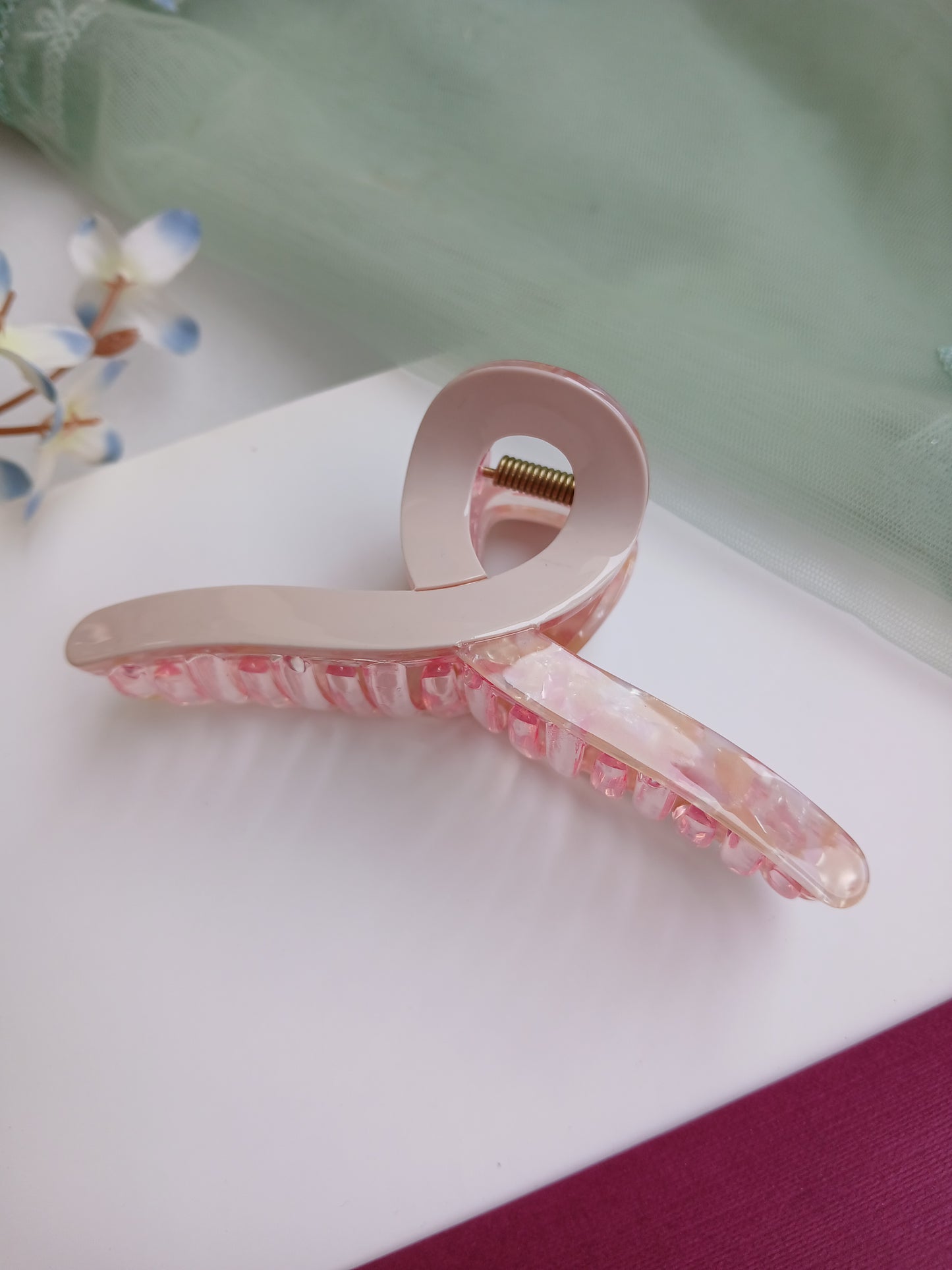 HALA Pink Dual Tone Infinity Acrylic Claw clip