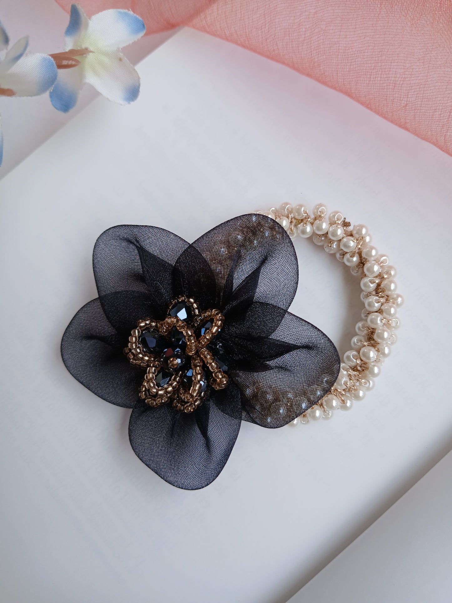 NAHELA Black Organza-Pearl Rubber Bands