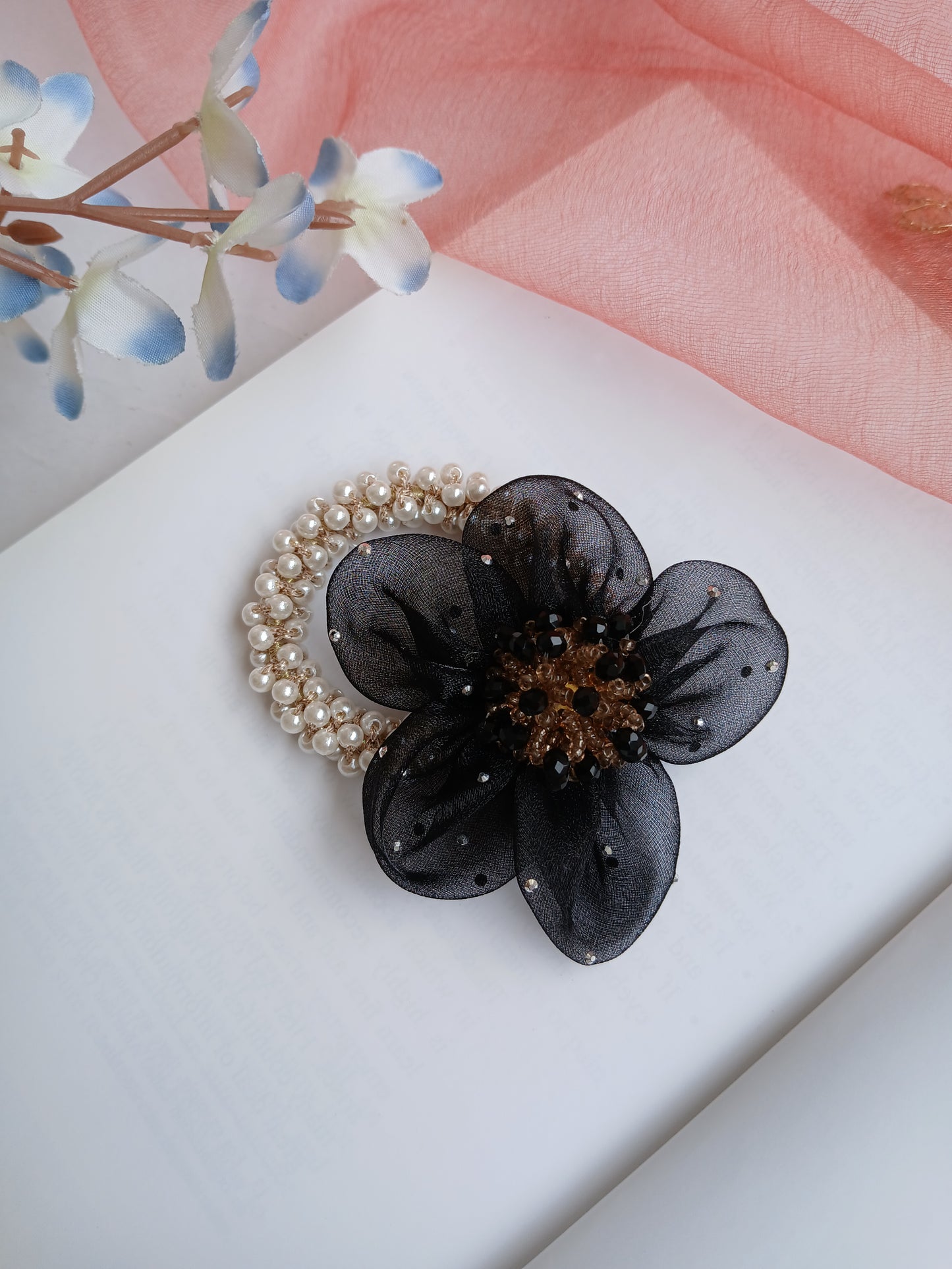 NAHELA Black Organza-Pearl Rubber Bands