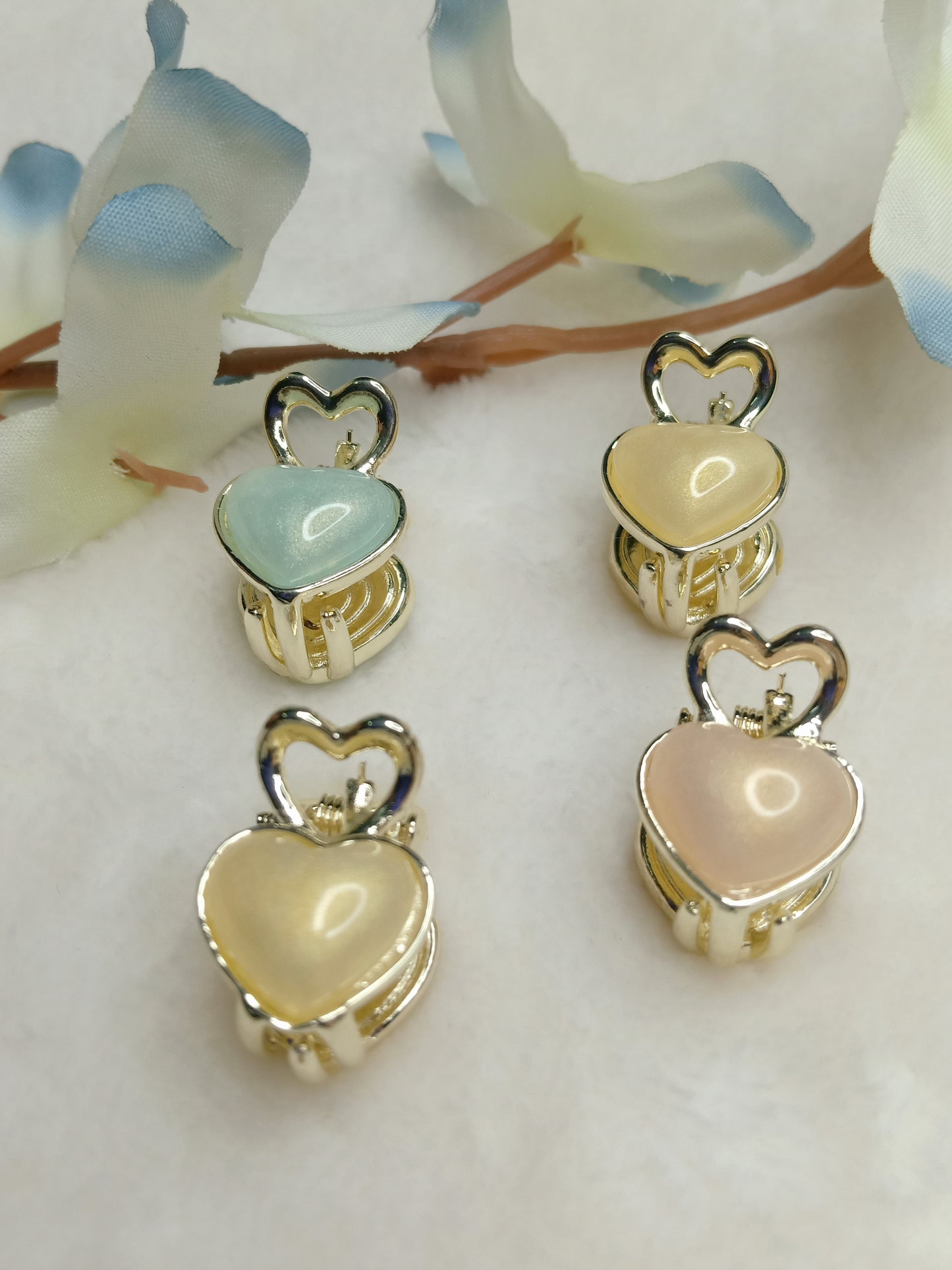 MUAAZ Mini Heart Metal Claw Clips