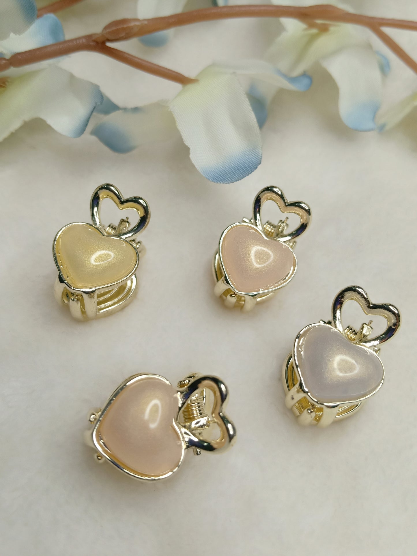 MUAAZ Mini Heart Metal Claw Clips