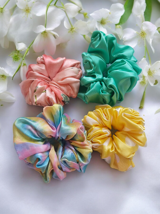 AAMER  Satin scrunchies