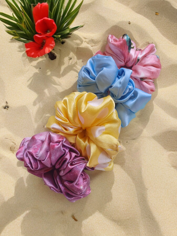 AAMER  Satin scrunchies